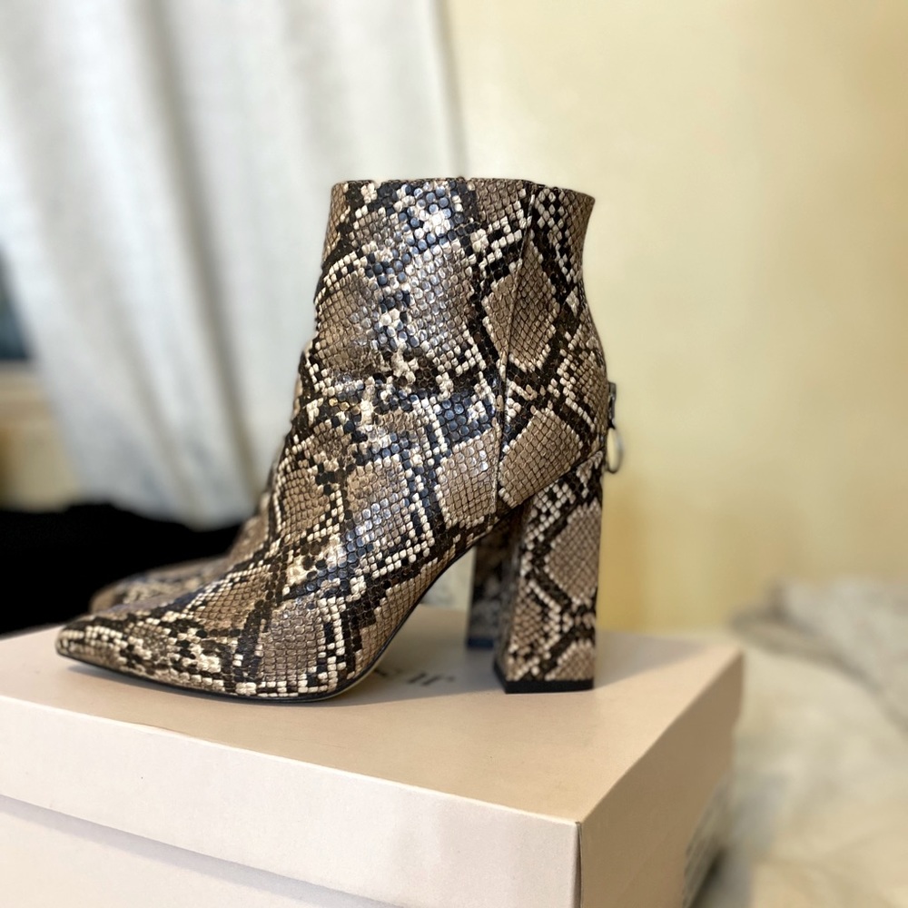 Snake Print Booties Size 8 Justfab